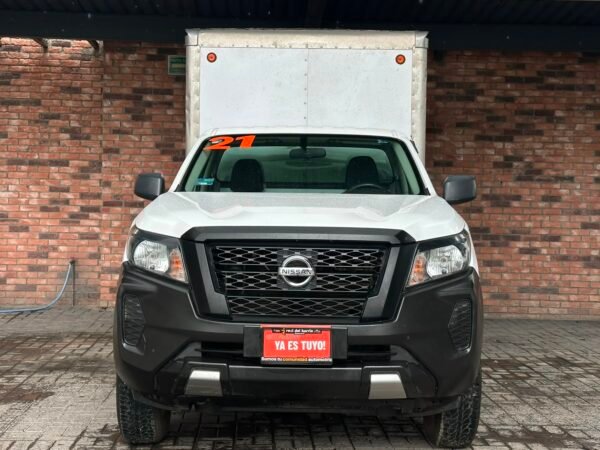NISSAN NP300