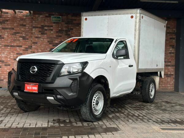 NISSAN NP300