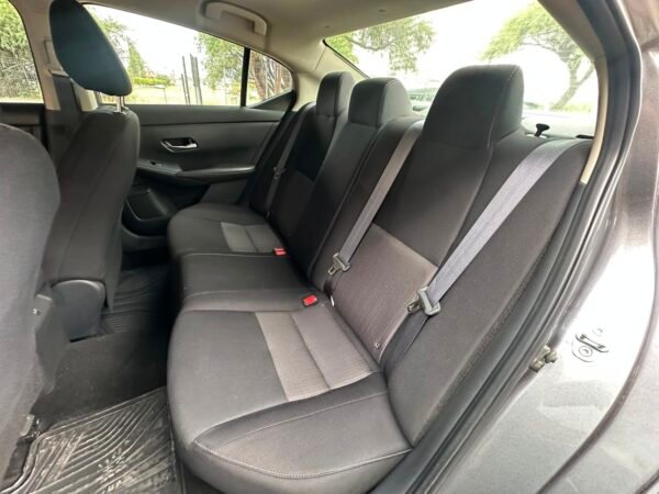 NISSAN SENTRA