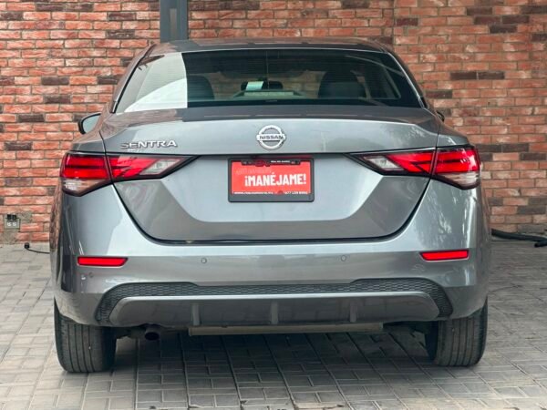 NISSAN SENTRA