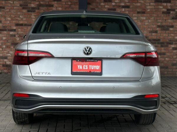 VOLKSWAGEN JETTA