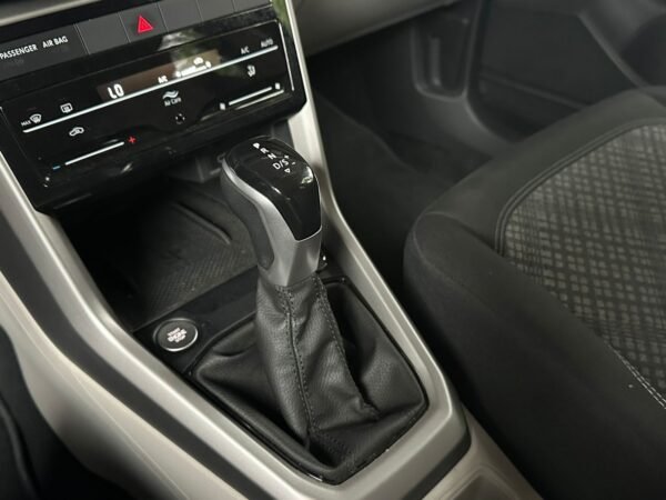 VOLKSWAGEN TAIGUN