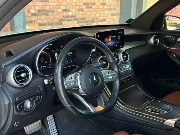 MERCEDES BENZ
