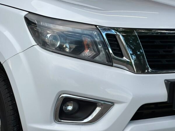 NISSAN FRONTIER