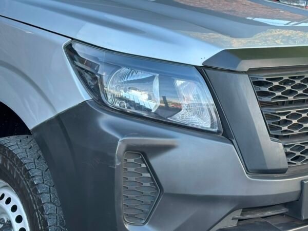 NISSAN PICK UP