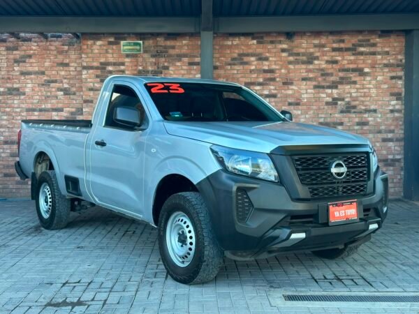 NISSAN PICK UP