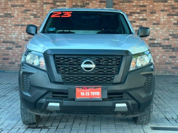 NISSAN PICK UP