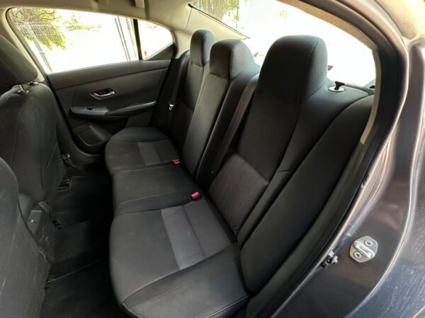 NISSAN SENTRA
