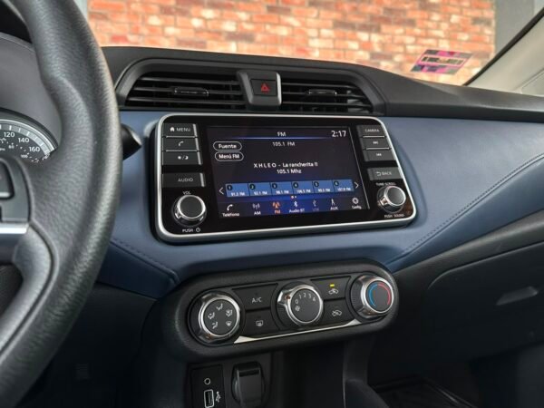 NISSAN VERSA