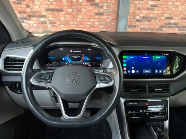 VOLKSWAGEN TAIGUN