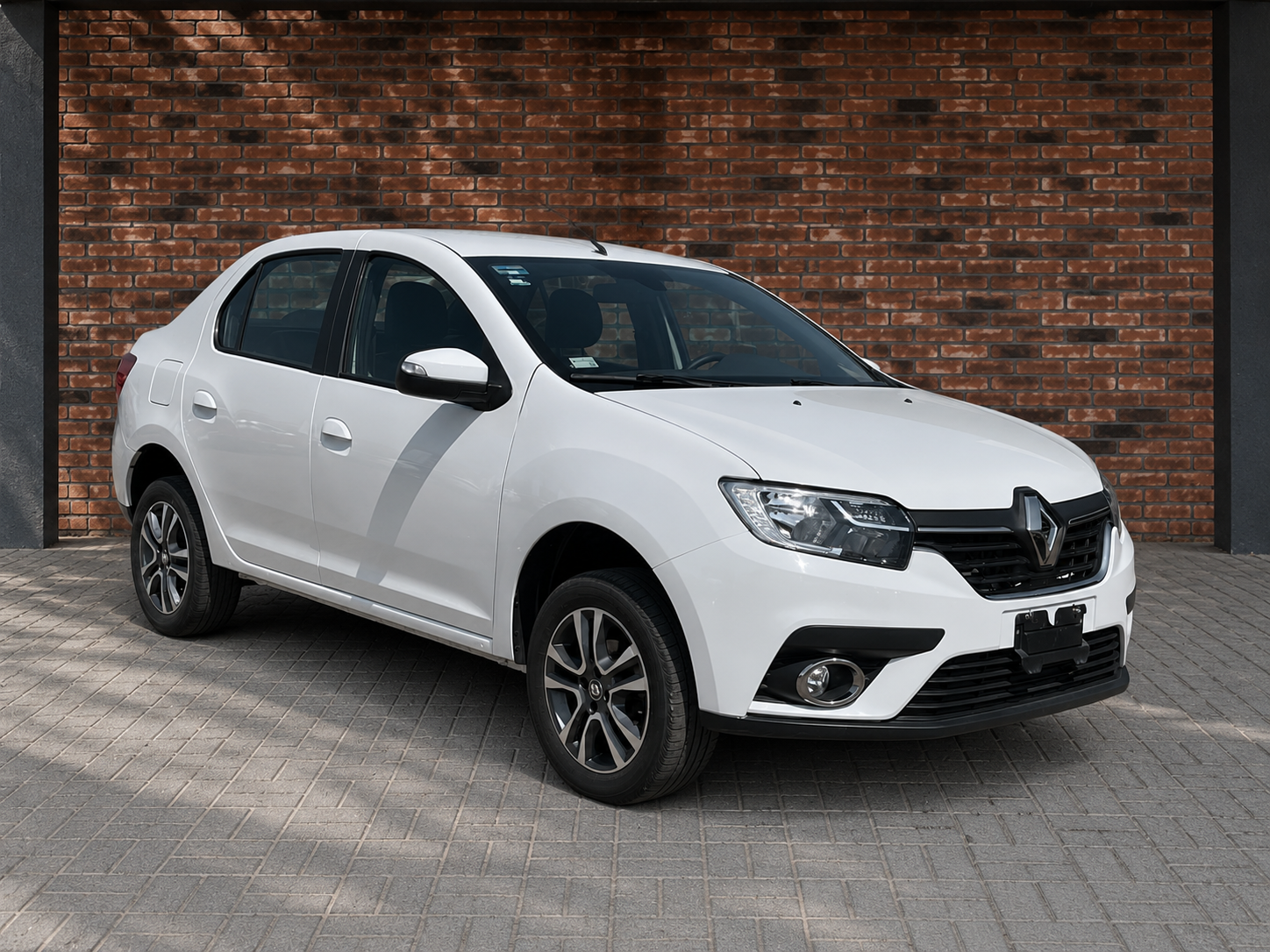 RENAULT LOGAN