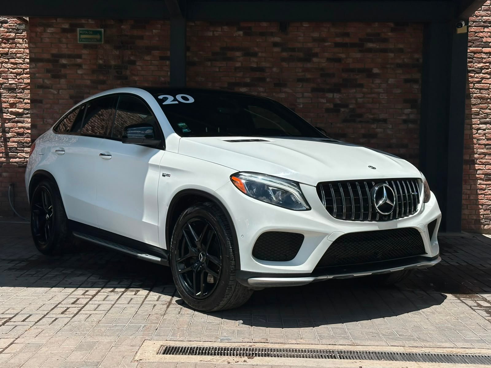 MERCEDES BENZ