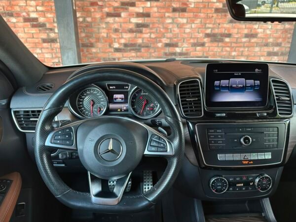 MERCEDES BENZ