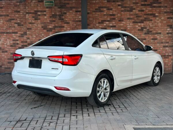 MG 5