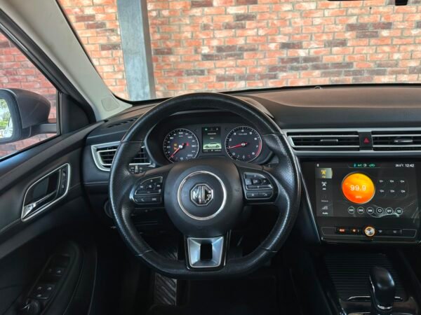 MG5