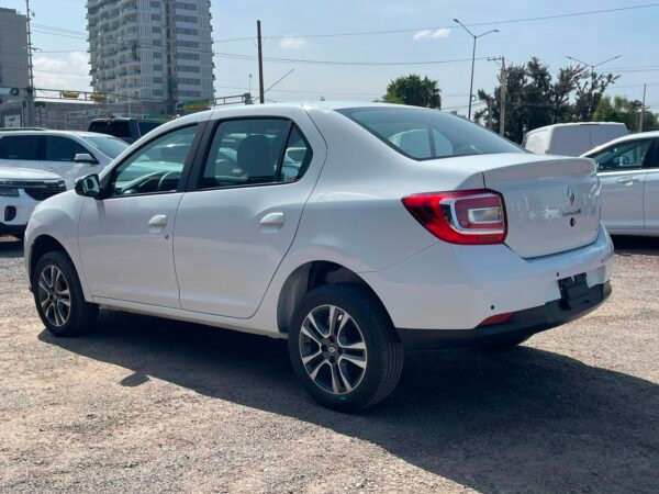 RENAULT LOGAN