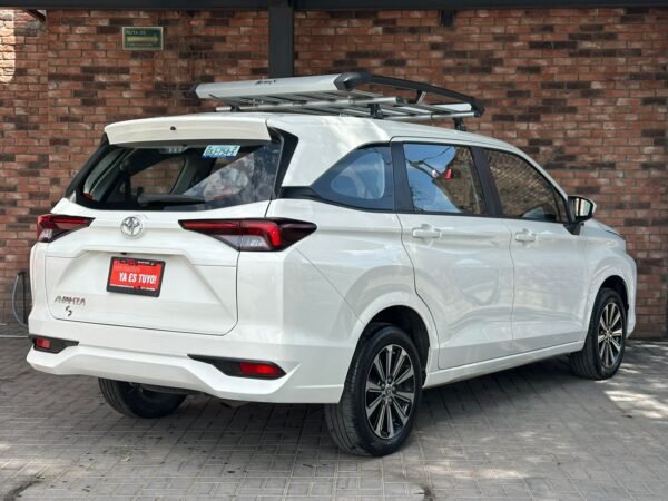 TOYOTA AVANZA