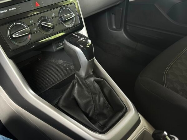 VOLKSWAGEN TAIGU
