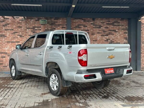 CHEVROLET S10