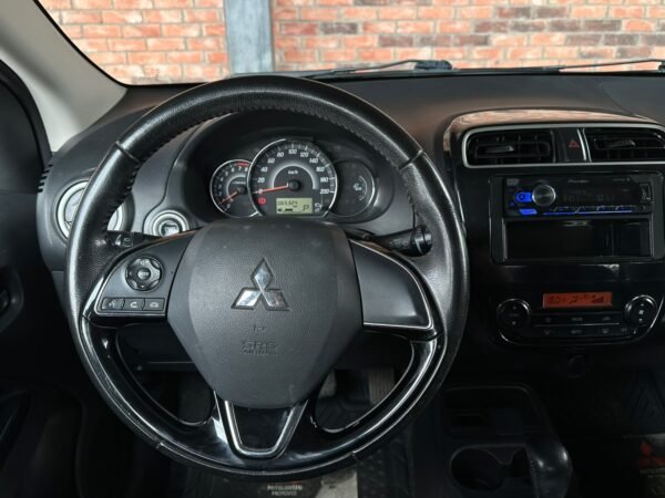 MITSUBISHI MIRAGE