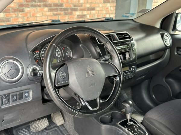 MITSUBISHI MIRAGE