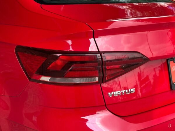 VOLKSWAGEN VIRTUS
