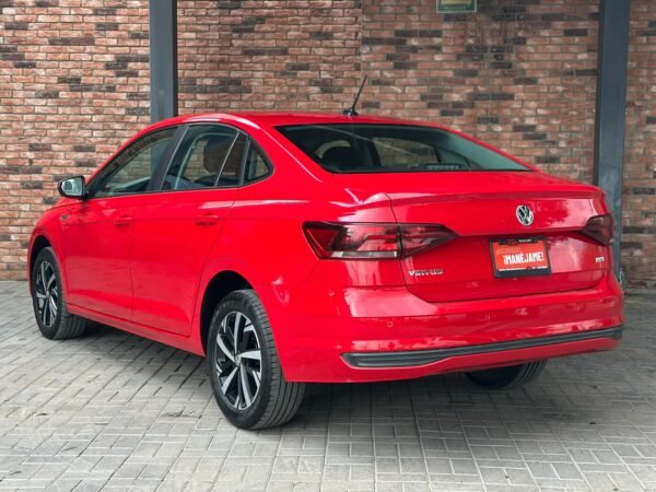 VOLKSWAGEN VIRTUS
