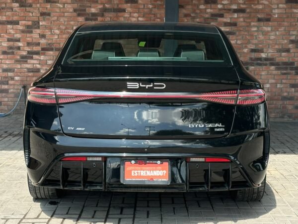 BYD SEAL