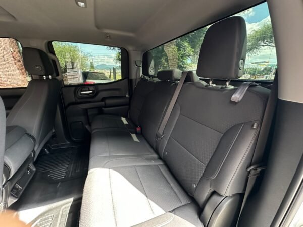 CHEVROLET SILVERADO