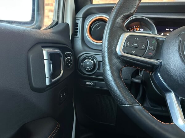 JEEP MOJAVE