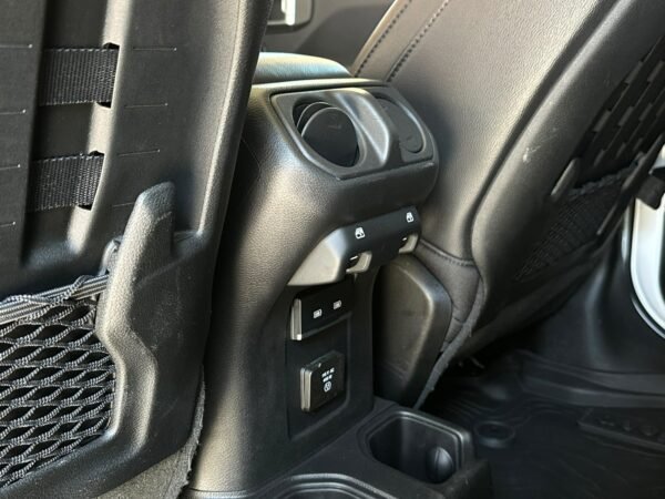 JEEP MOJAVE