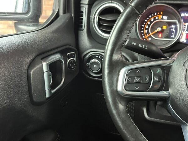 JEEP SAHARA