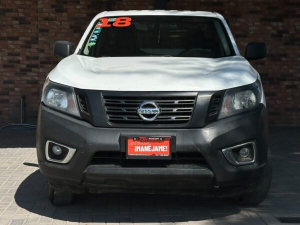 NISSAN NP300