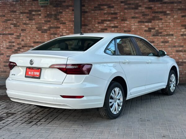 VOLKSWAGEN JETTA